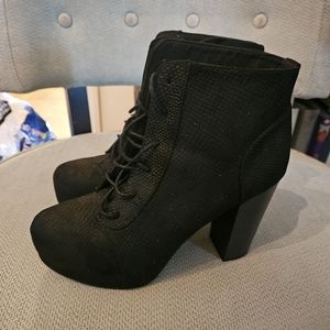 Women's boots